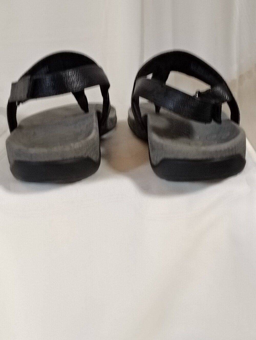 Vionic Sandals - Picture 3 of 5